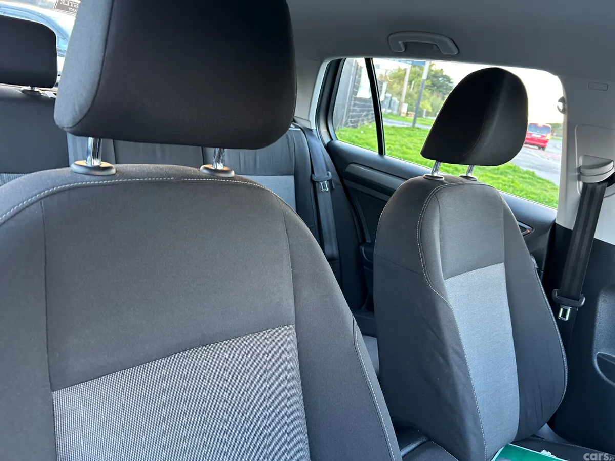 Volkswagen Golf Hatchback, Petrol, 2014, Silver