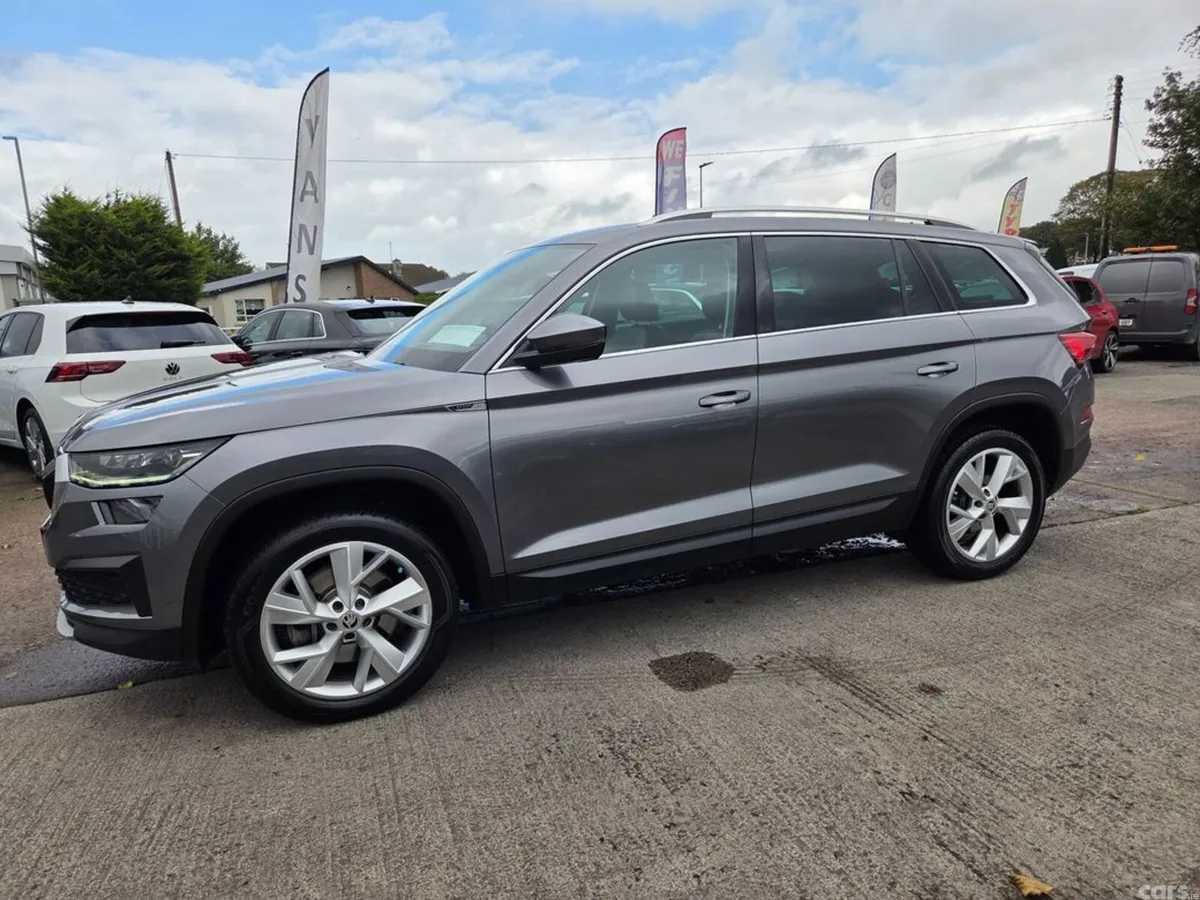 Skoda Kodiaq Estate, Diesel, 2022, Grey