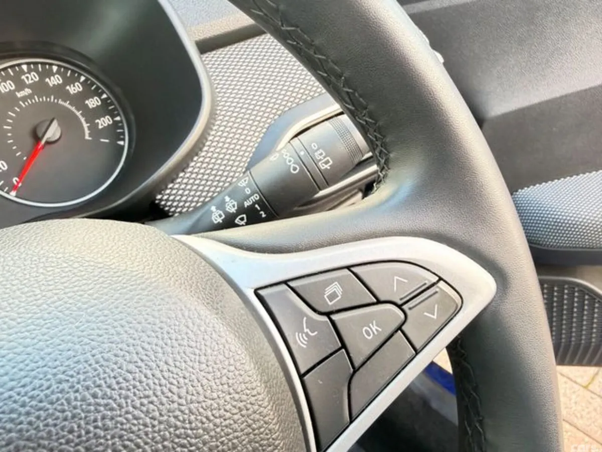 Dacia Sandero Hatchback, Petrol, 2024, Blue