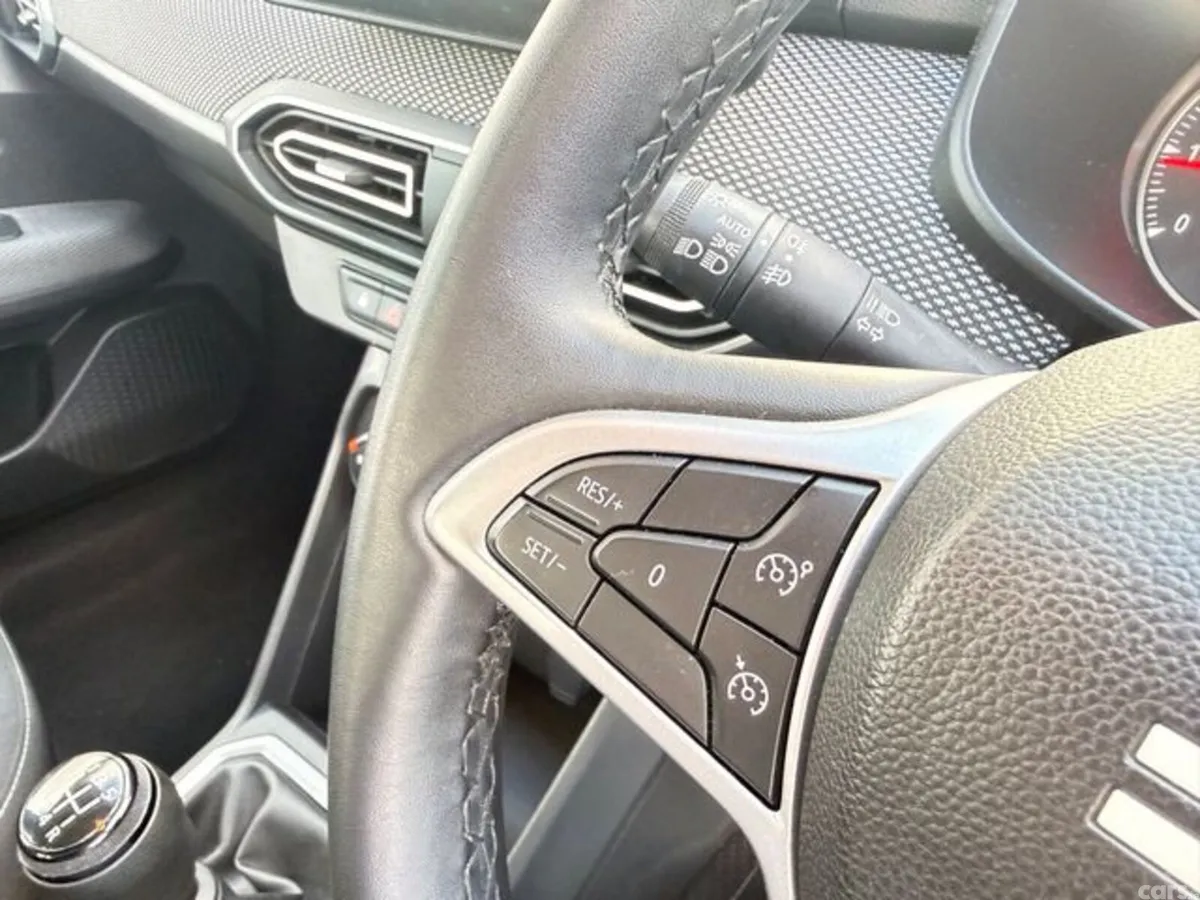 Dacia Sandero Hatchback, Petrol, 2024, Blue