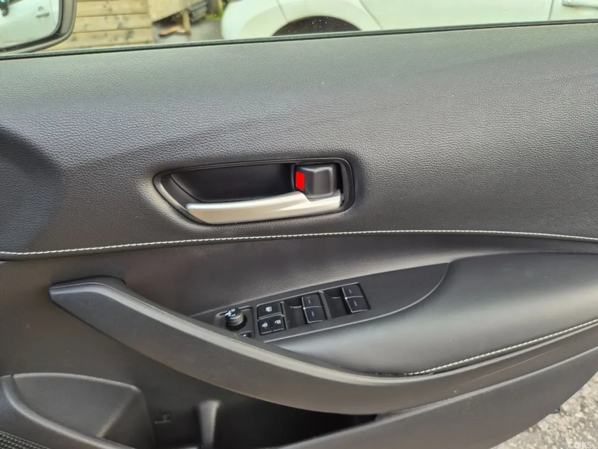 Toyota Corolla Hatchback, Petrol Hybrid, 2021, Blue