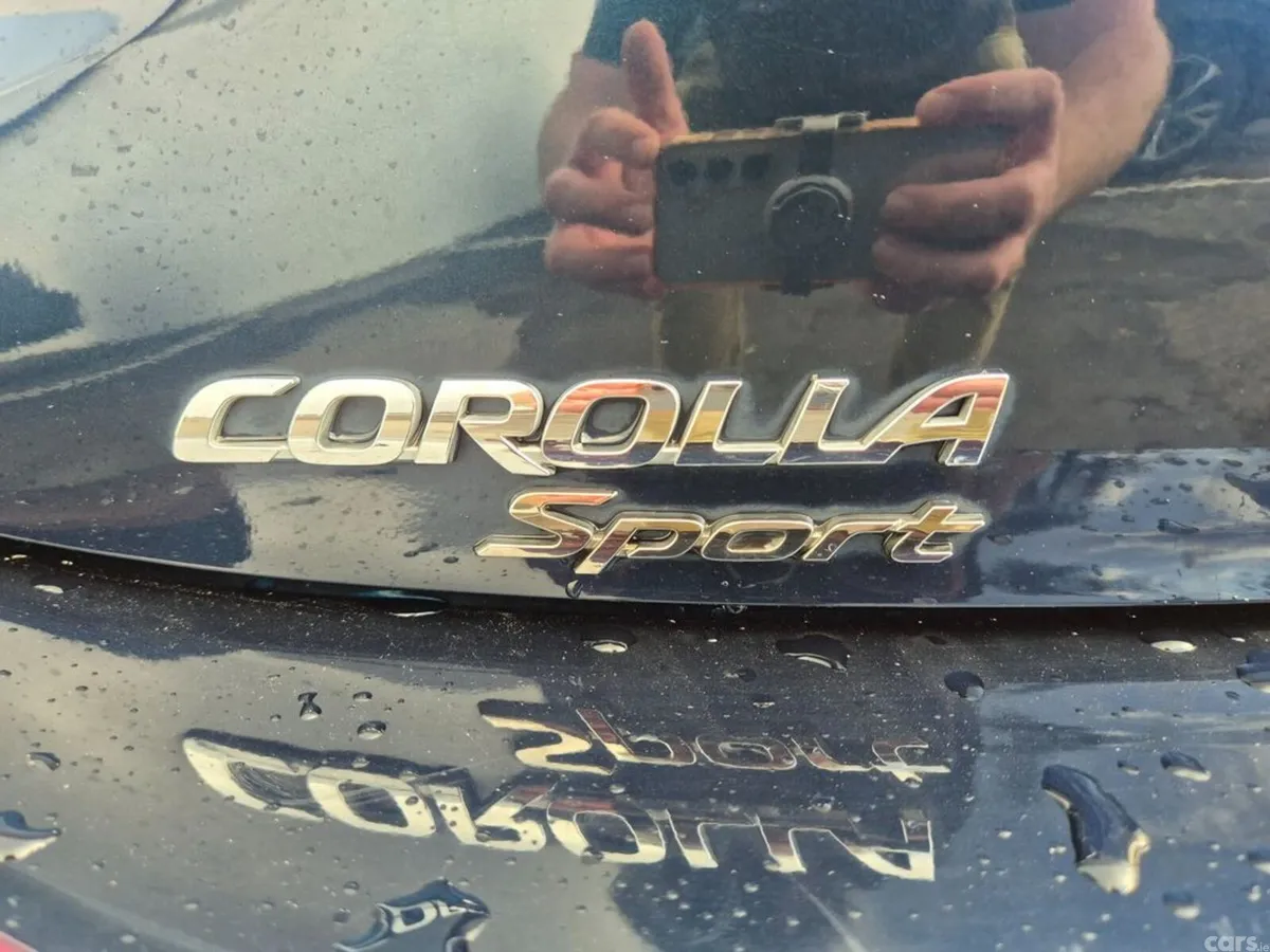 Toyota Corolla Hatchback, Petrol Hybrid, 2021, Blue