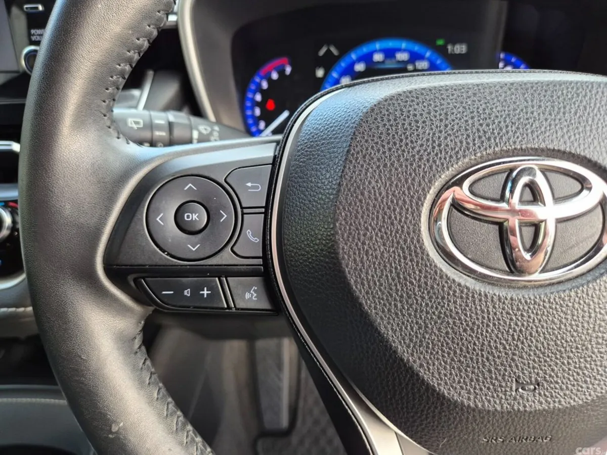 Toyota Corolla Hatchback, Petrol Hybrid, 2021, Blue