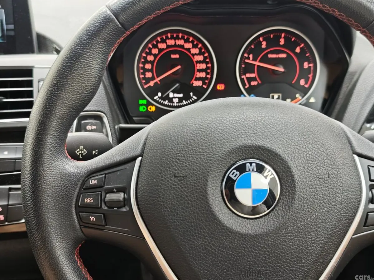 BMW 1-Series Hatchback, Diesel, 2017, Black