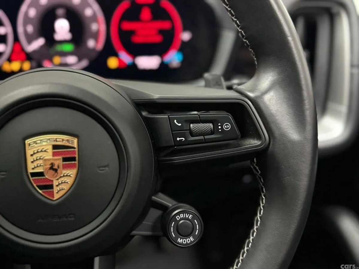 Porsche Cayenne Coupe, Petrol Plug-in Hybrid, 2025, Grey