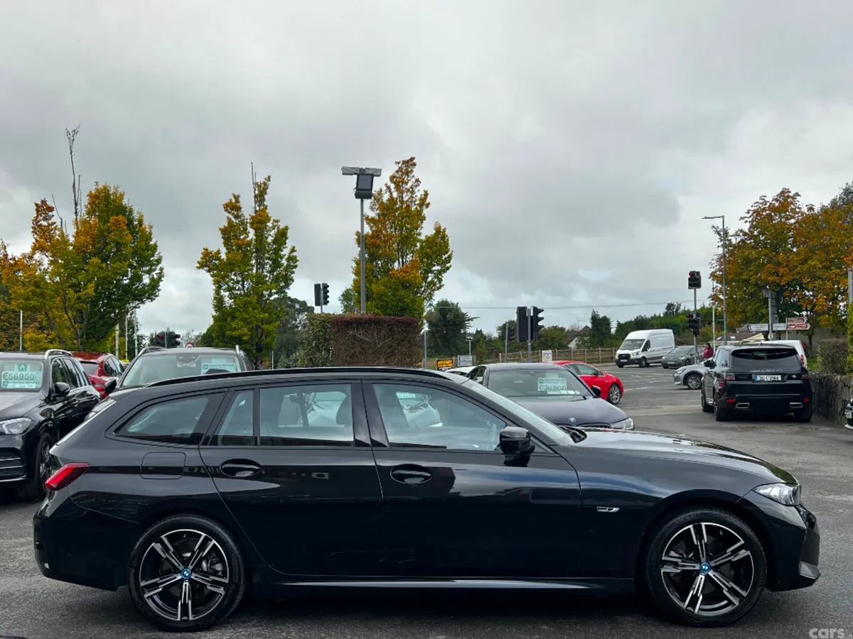 BMW 3-Series Estate, Petrol Plug-in Hybrid, 2023, Black