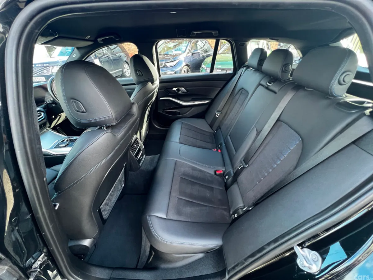 BMW 3-Series Estate, Petrol Plug-in Hybrid, 2023, Black