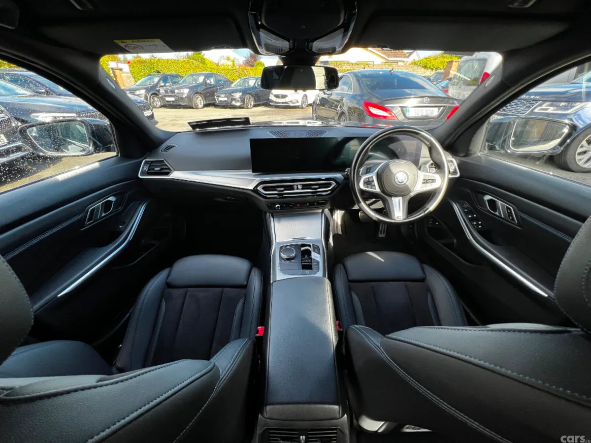 BMW 3-Series Estate, Petrol Plug-in Hybrid, 2023, Black
