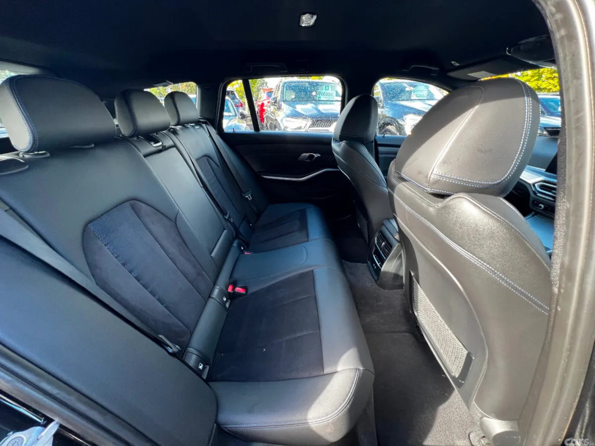 BMW 3-Series Estate, Petrol Plug-in Hybrid, 2023, Black
