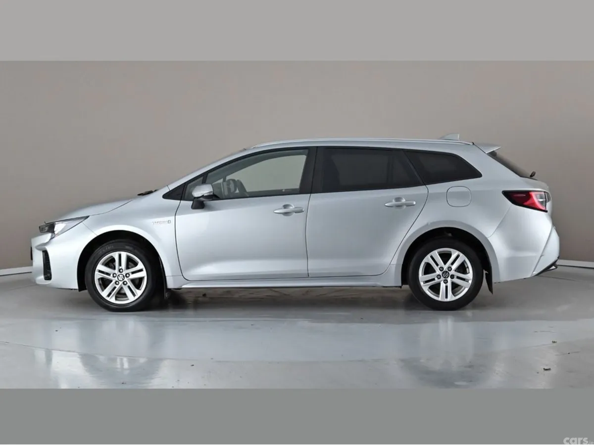 Suzuki Swace Estate, Petrol Hybrid, 2023, Silver
