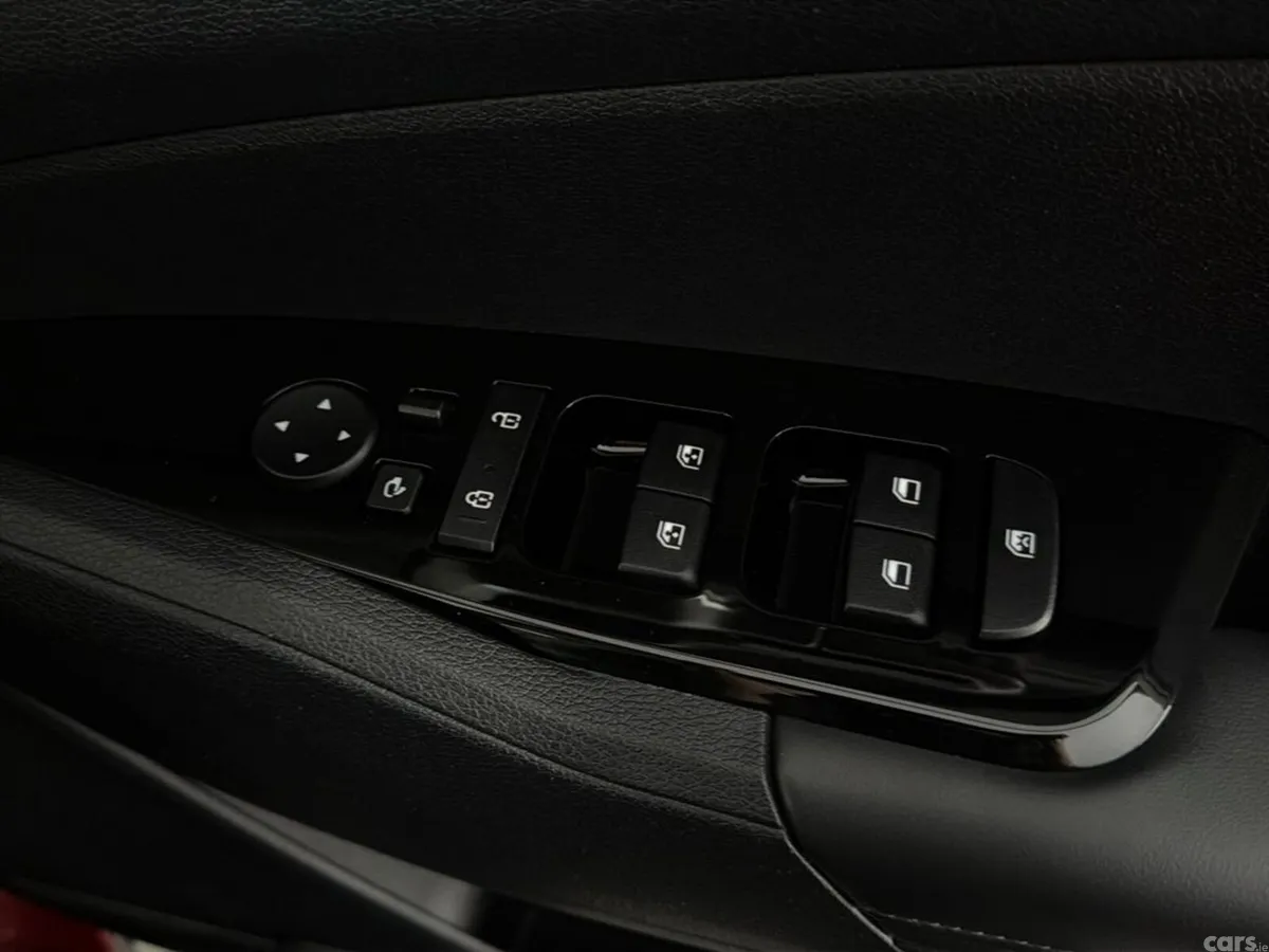 Kia Sportage SUV, Diesel Hybrid, 2023, Red