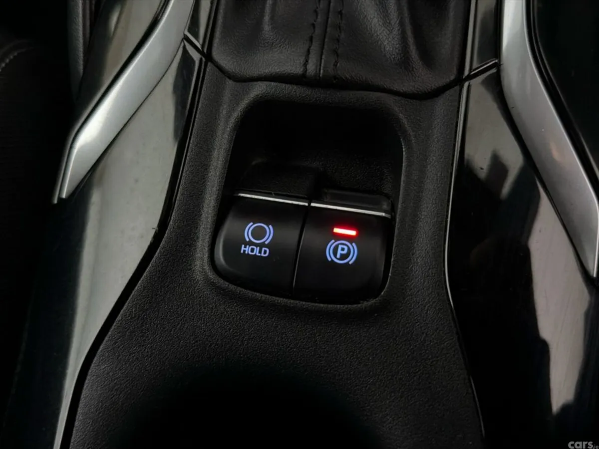 Suzuki Swace Estate, Petrol Hybrid, 2023, Silver