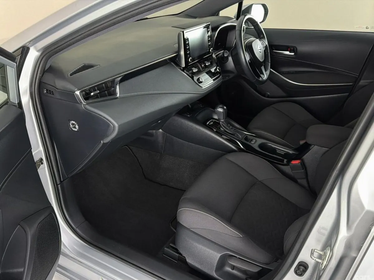 Suzuki Swace Estate, Petrol Hybrid, 2023, Silver