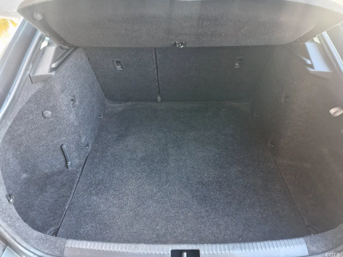 Skoda Octavia Saloon, Diesel, 2019, Grey