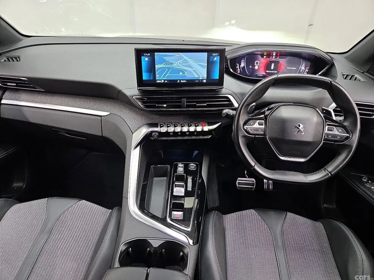 Peugeot 5008 MPV, Diesel, 2023, Black