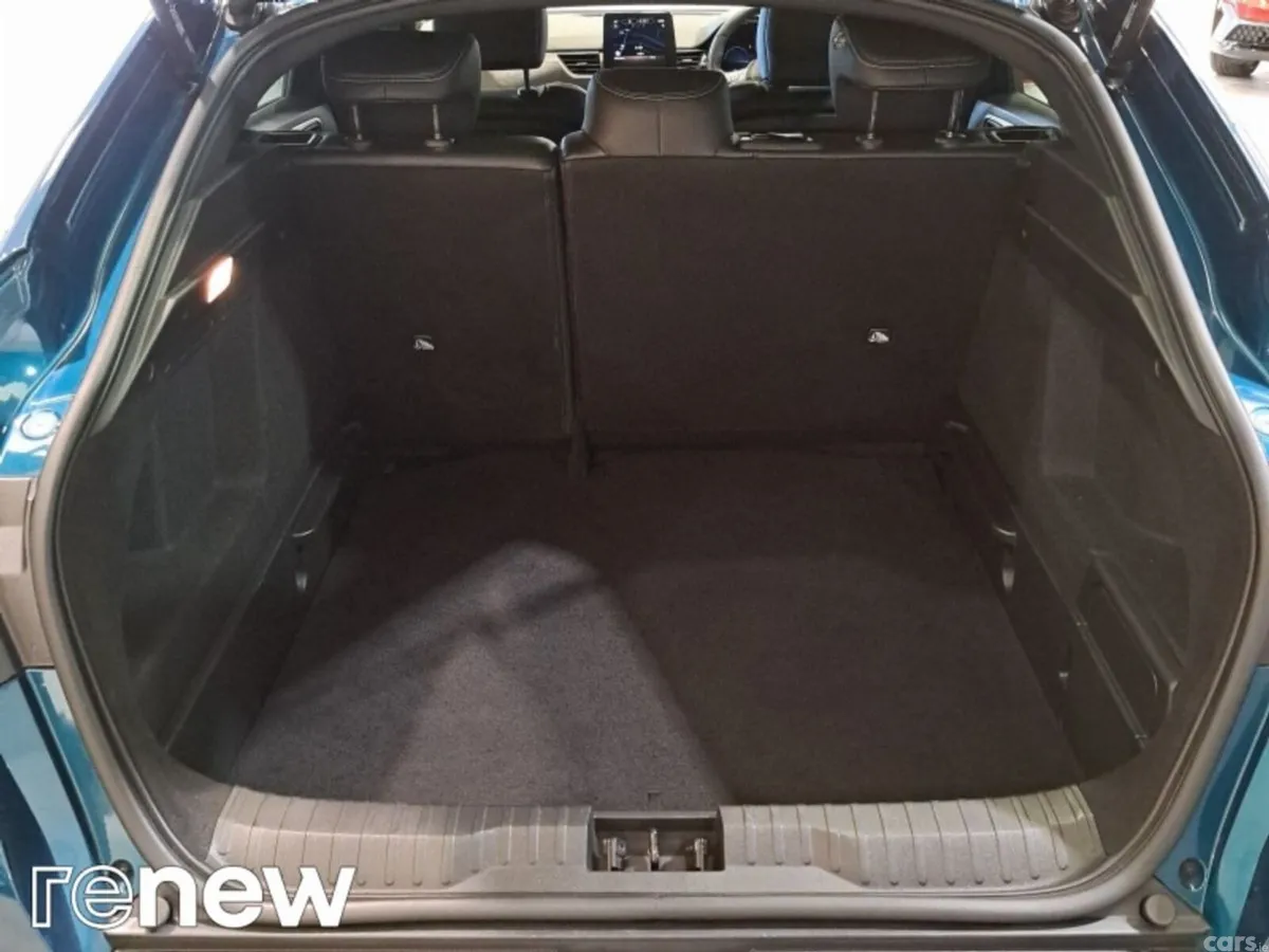Renault Arkana Hatchback, Petrol, 2025, Blue