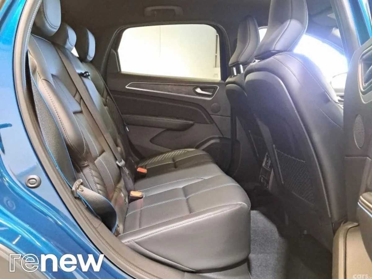 Renault Arkana Hatchback, Petrol, 2025, Blue