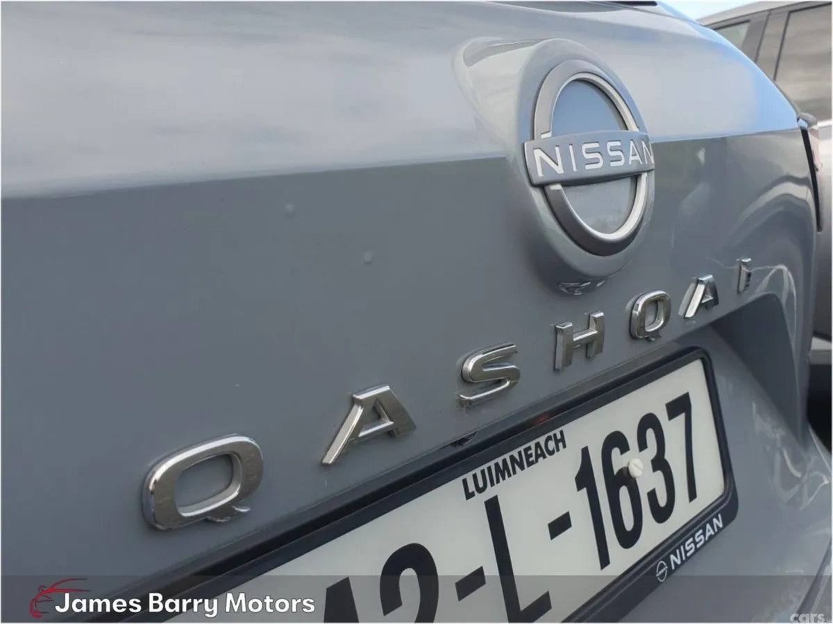 Nissan Qashqai MPV, Petrol, 2024, Grey
