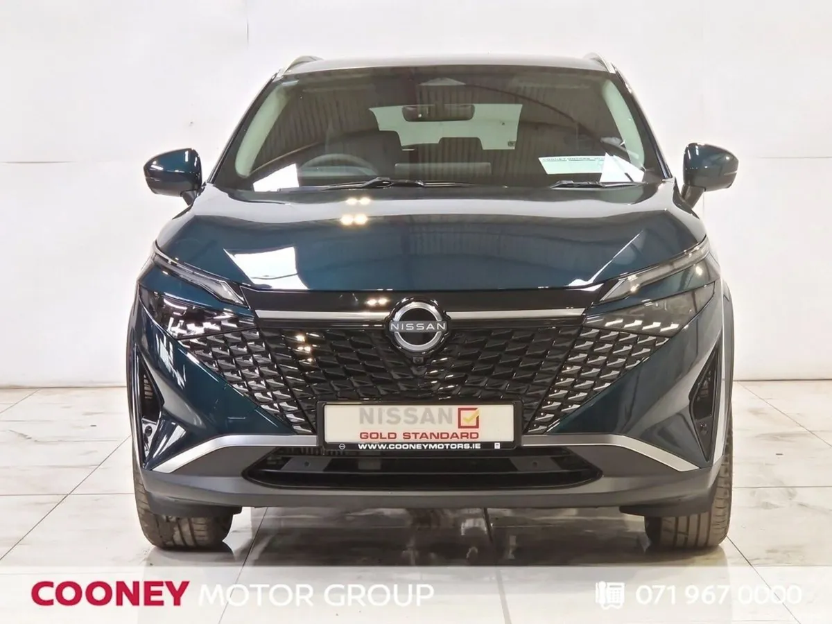 Nissan Qashqai SUV, Petrol Hybrid, 2027, Green