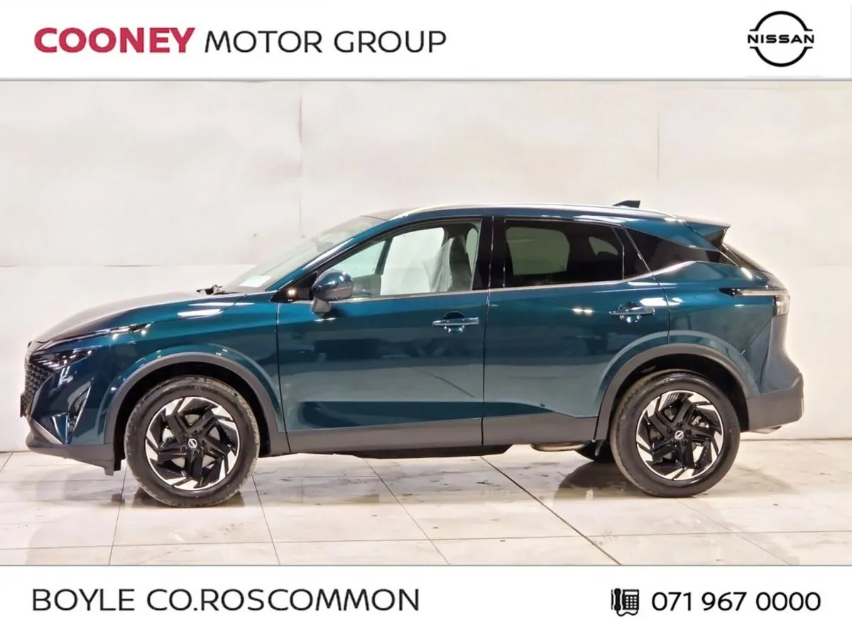 Nissan Qashqai SUV, Petrol Hybrid, 2027, Green
