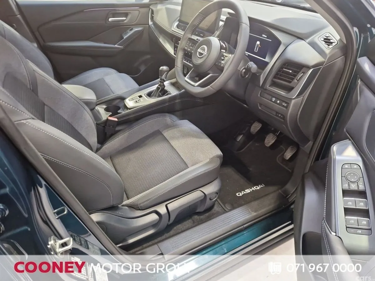 Nissan Qashqai SUV, Petrol Hybrid, 2027, Green