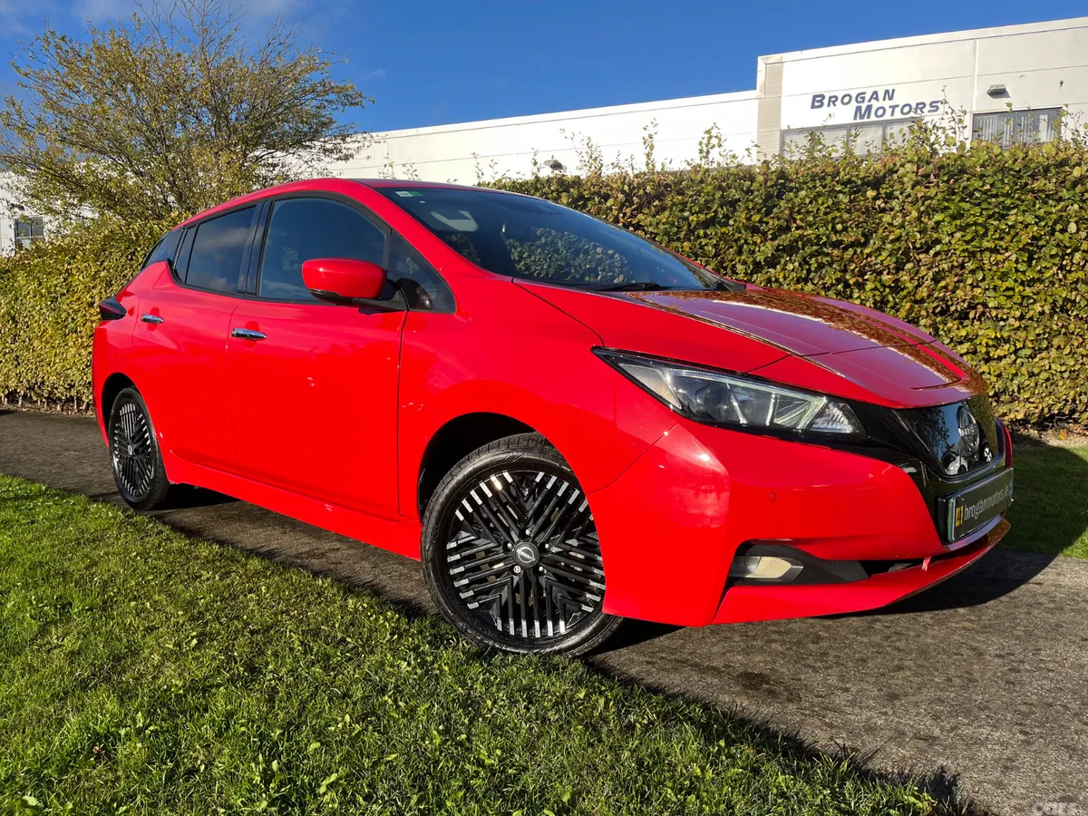 Nissan Leaf Hatchback, Electric, 2022, Red