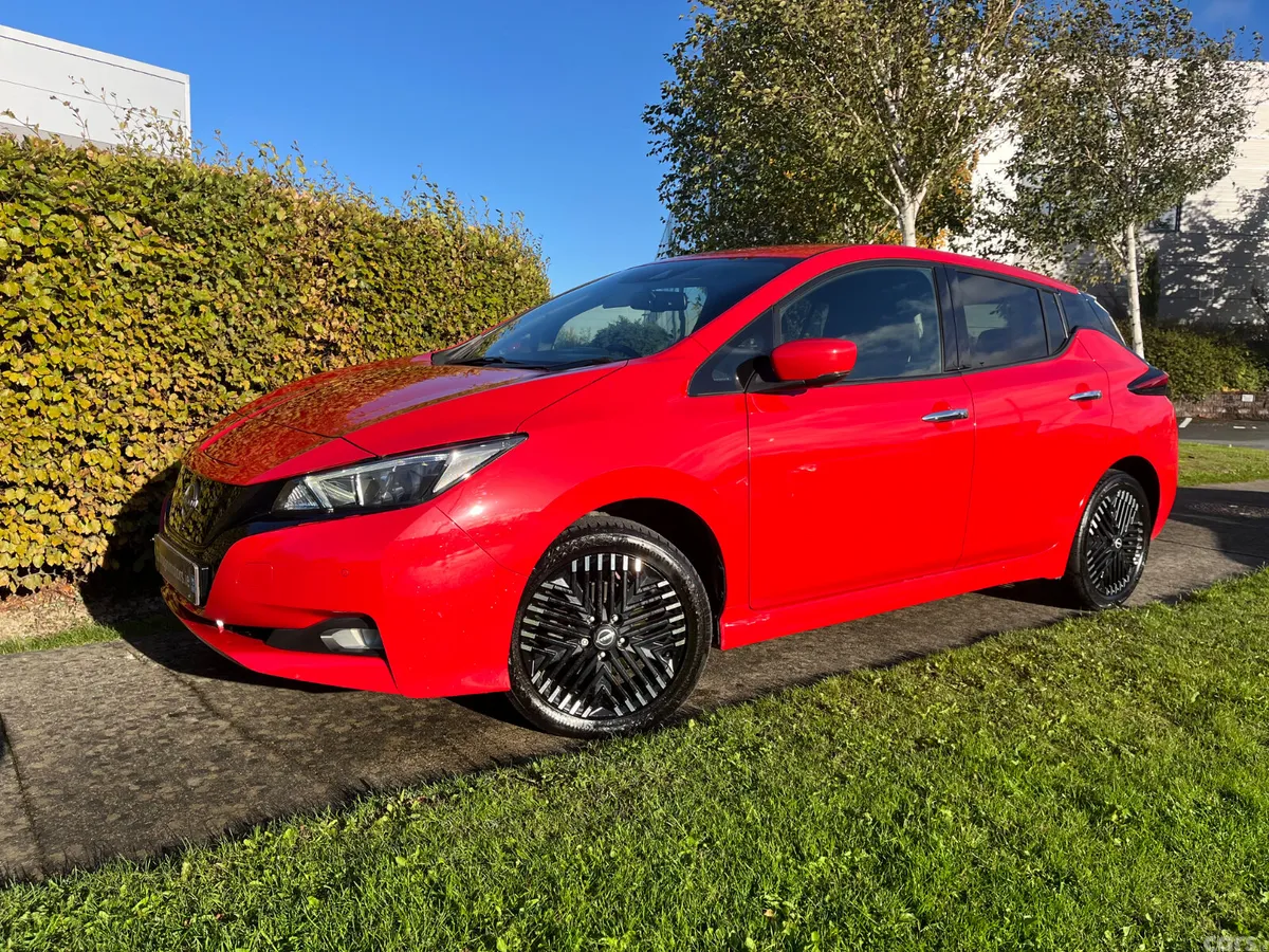 Nissan Leaf Hatchback, Electric, 2022, Red