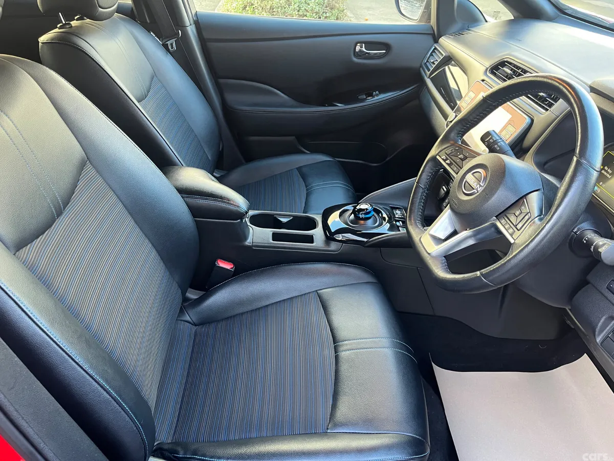 Nissan Leaf Hatchback, Electric, 2022, Red