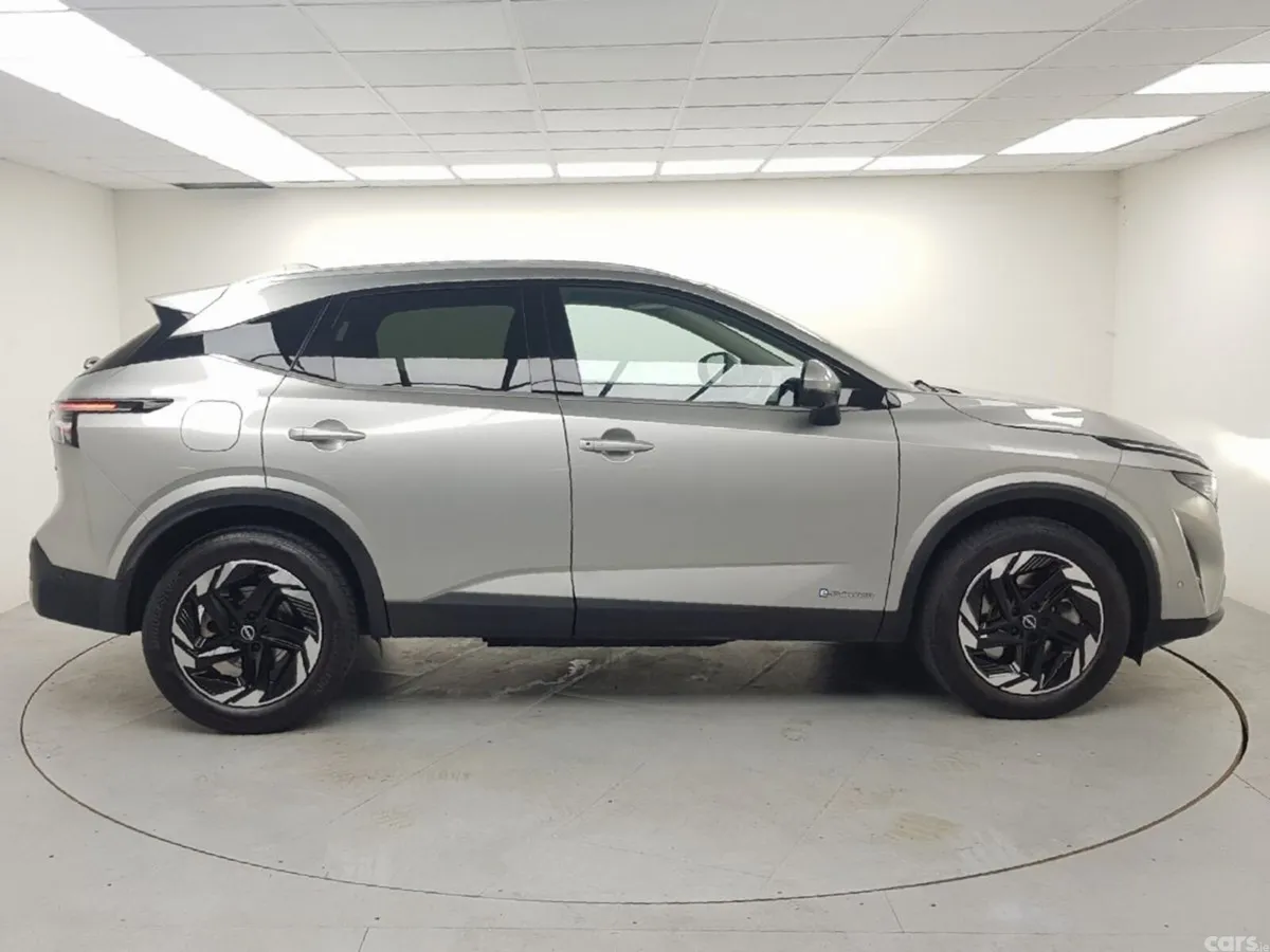 Nissan Qashqai MPV, Petrol Hybrid, 2026, Grey