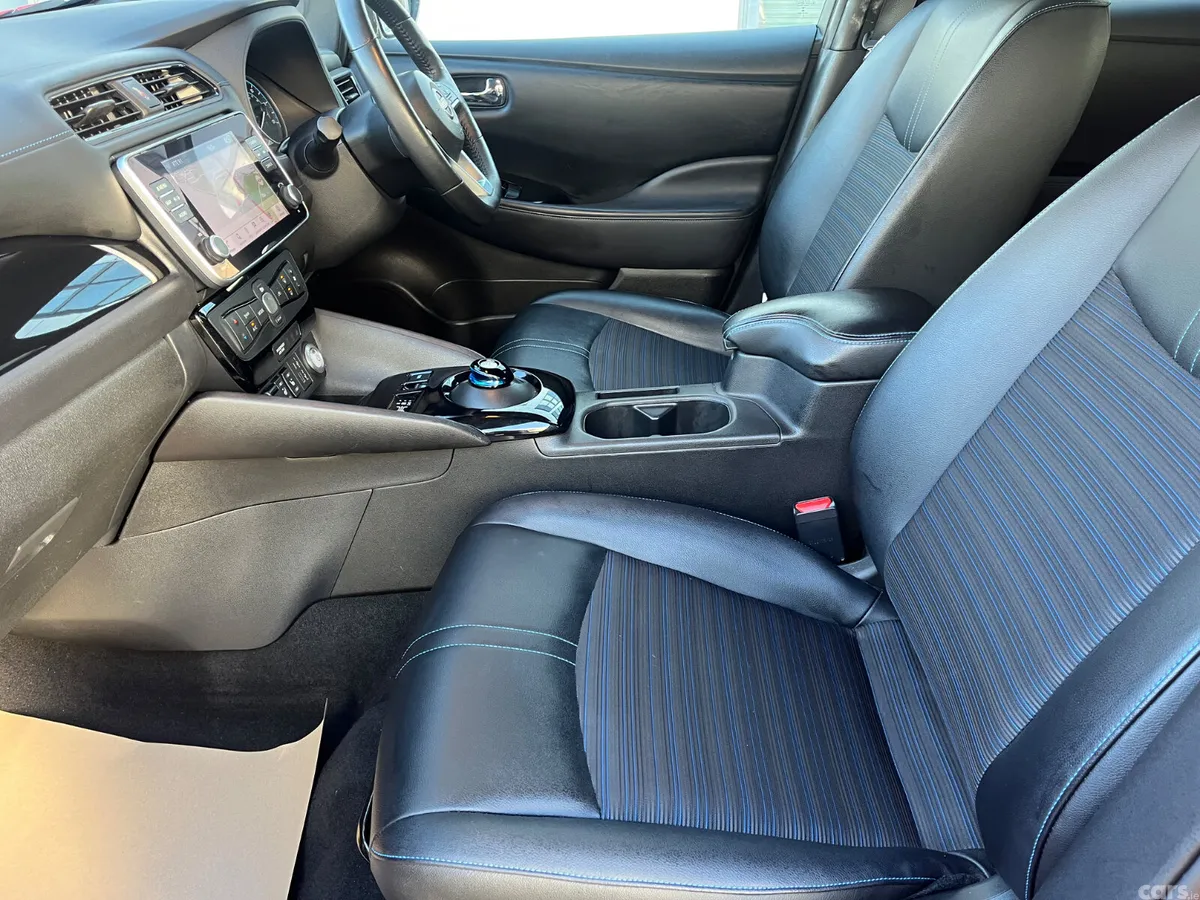 Nissan Leaf Hatchback, Electric, 2022, Red