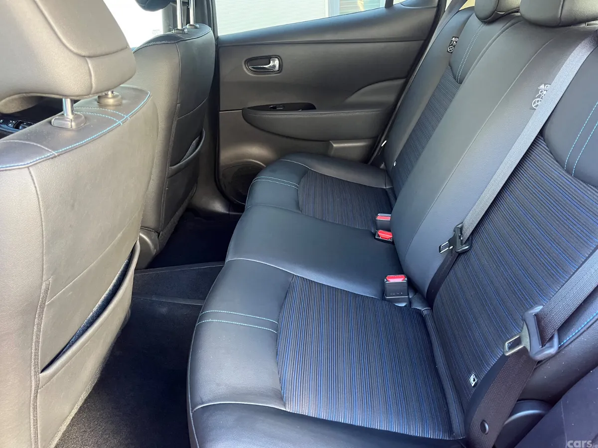 Nissan Leaf Hatchback, Electric, 2022, Red