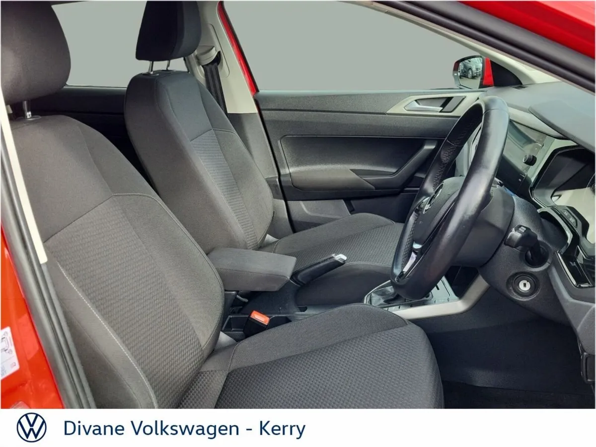 Volkswagen Polo Hatchback, Petrol, 2021, Red