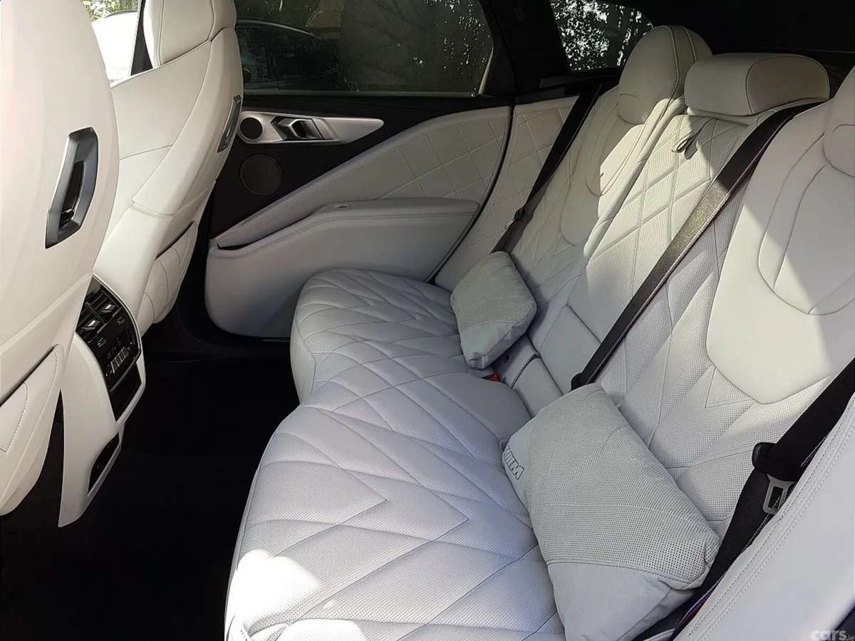 BMW XM SUV, Petrol Plug-in Hybrid, 2026, Black