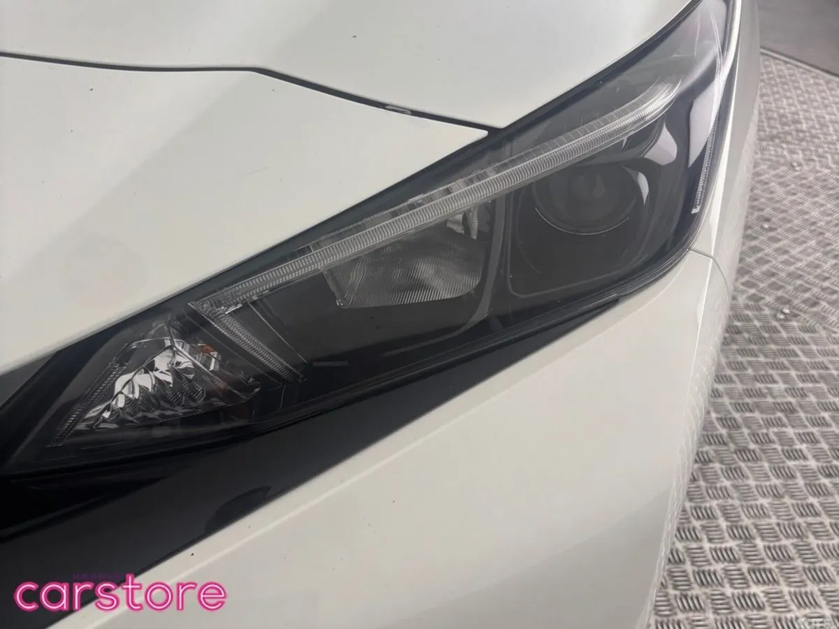 Nissan Leaf Hatchback, Electric, 2020, White