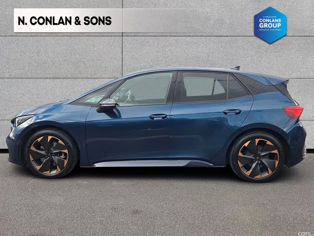 Cupra Born Estate, Electric, 2023, Blue
