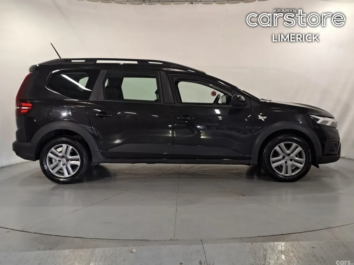 Dacia Jogger MPV, Petrol, 2023, Black
