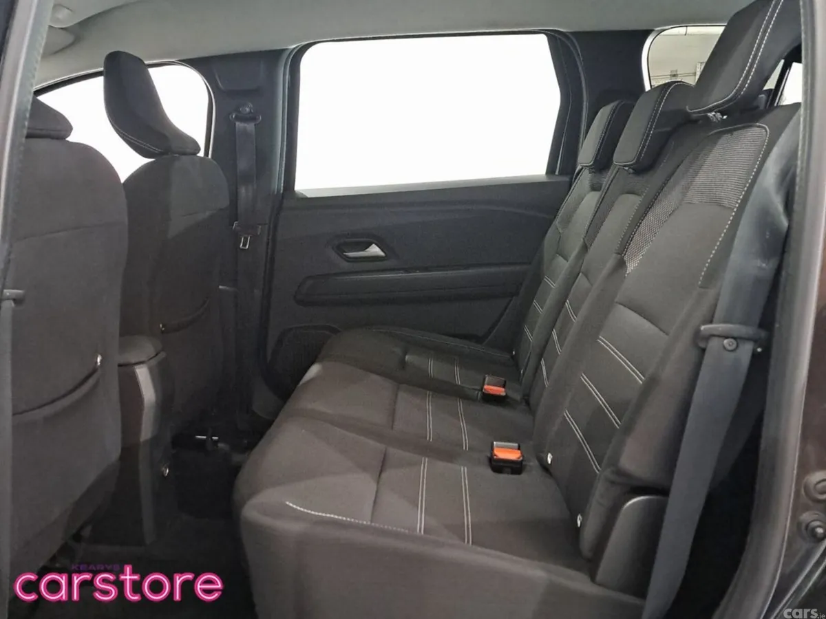 Dacia Jogger MPV, Petrol, 2023, Black