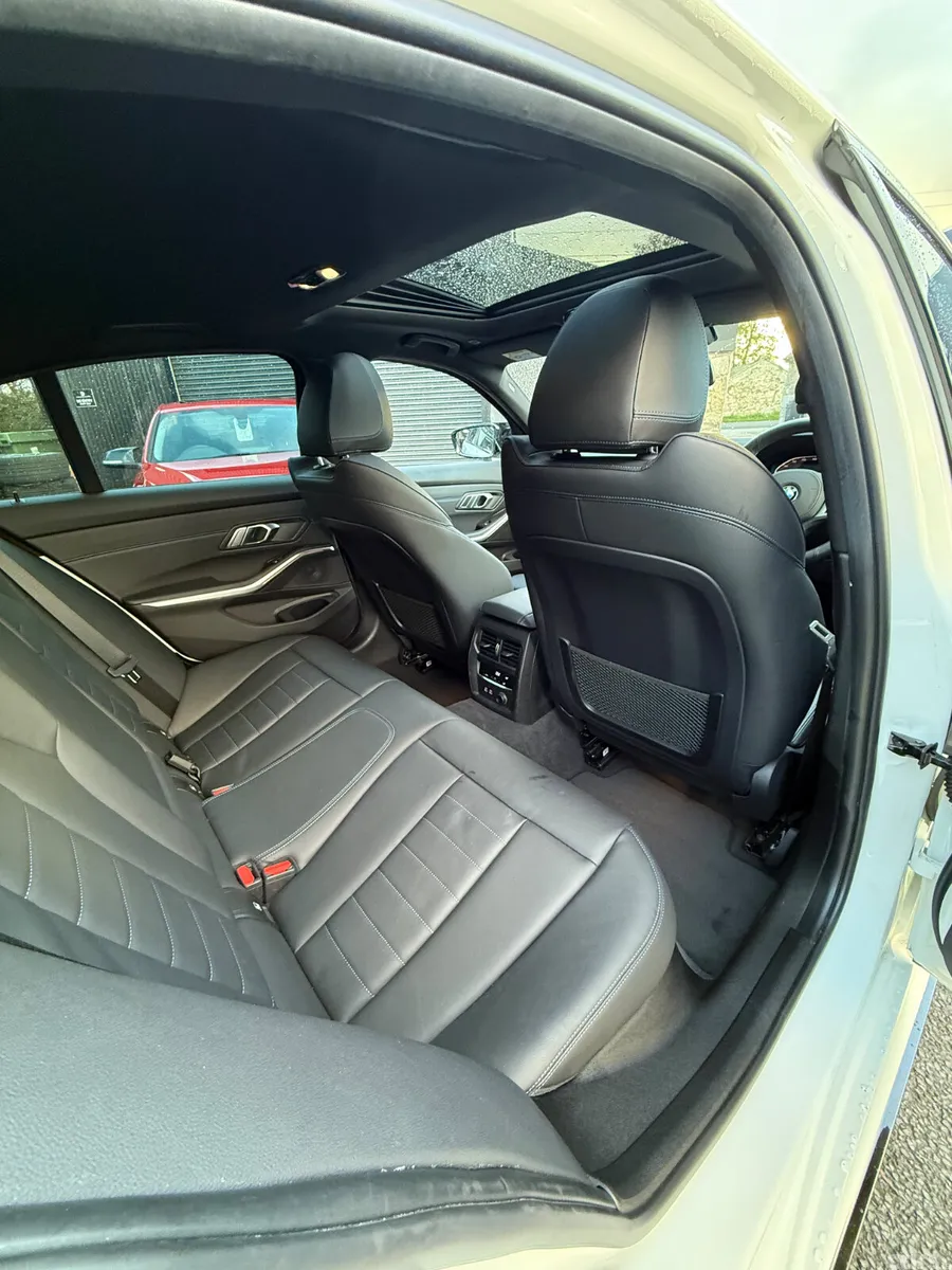 BMW 3-Series Saloon, Diesel, 2021, White