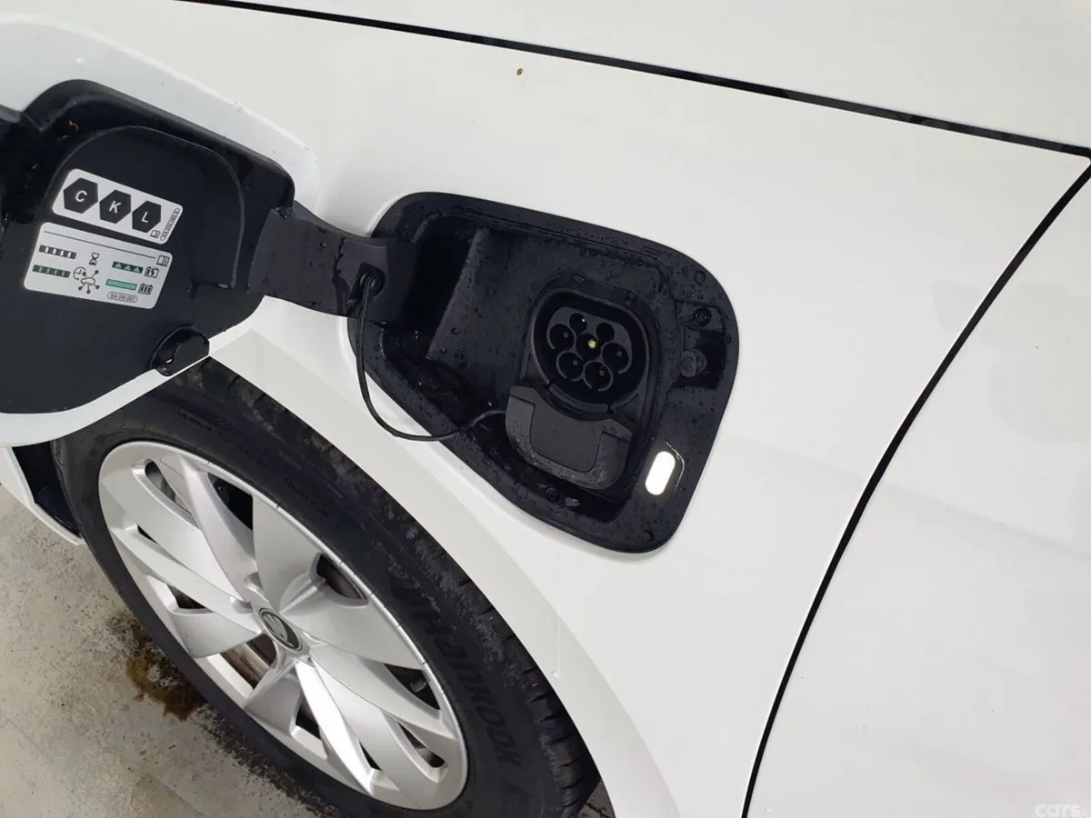 Skoda Superb Estate, Petrol Plug-in Hybrid, 2026, White