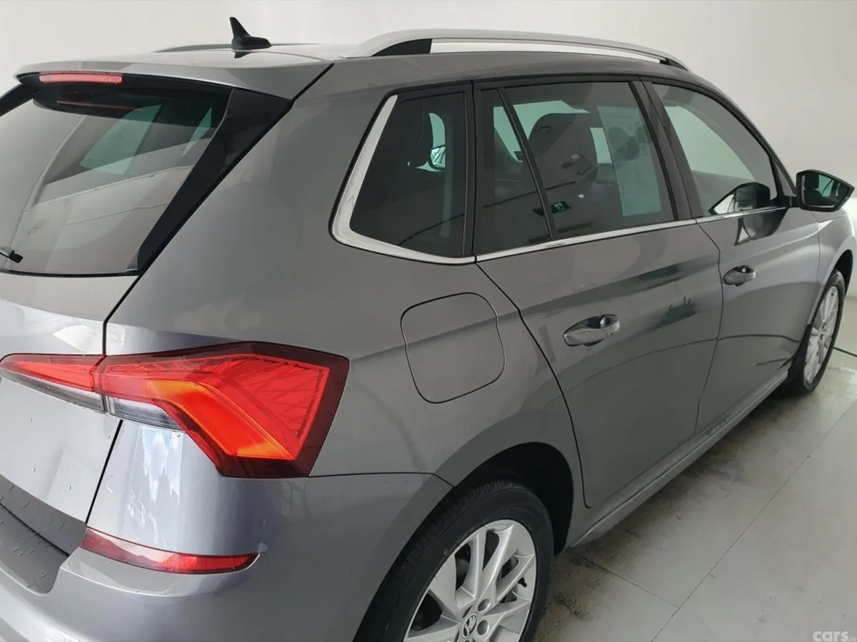 Skoda Kamiq Hatchback, Petrol, 2022, Grey