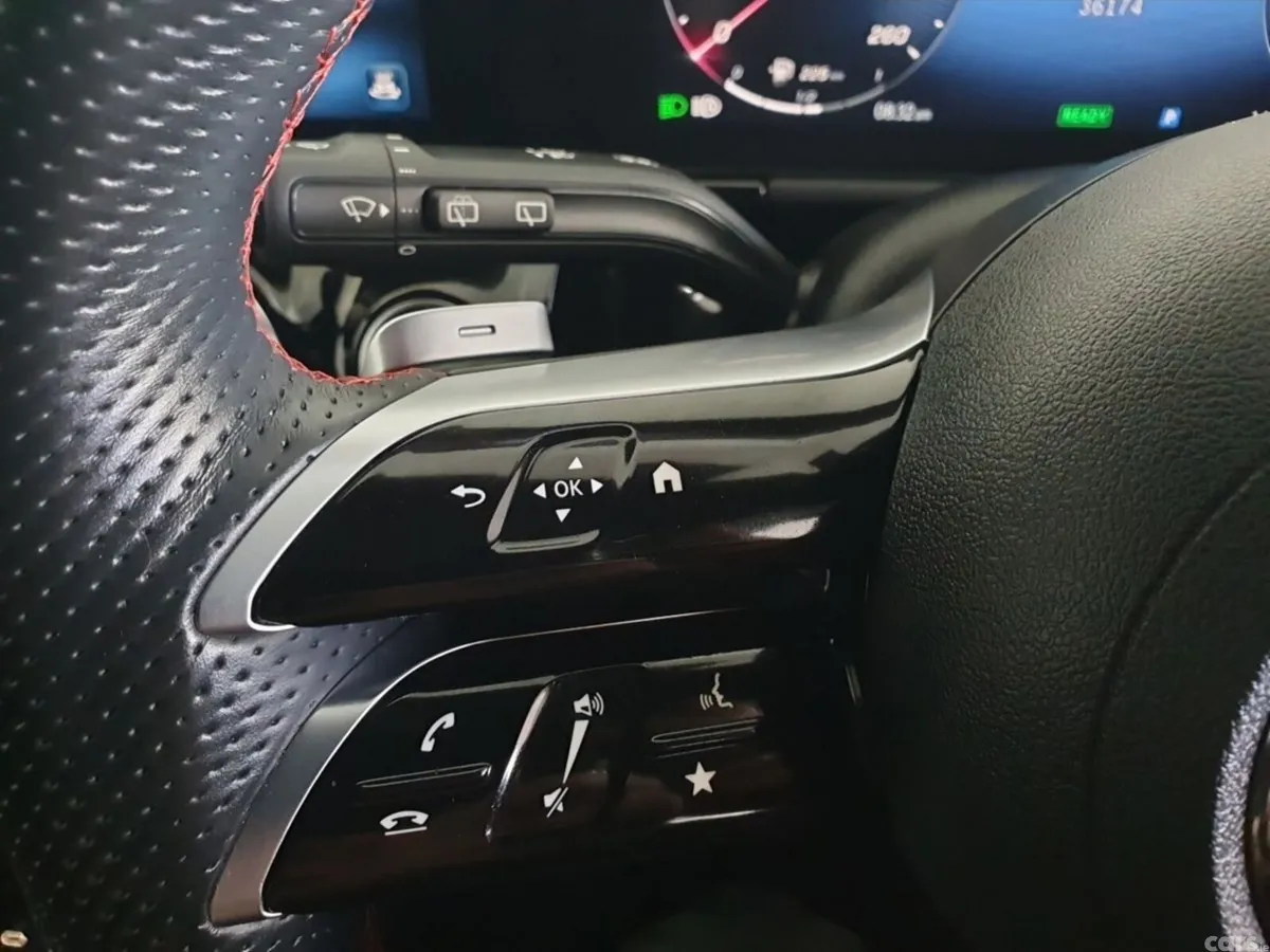 Mercedes-Benz GLA SUV, Petrol Plug-in Hybrid, 2024, Grey