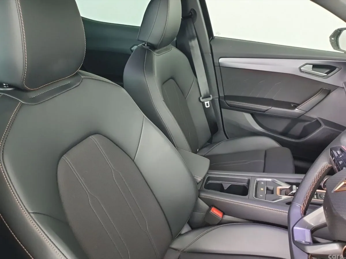 Cupra Formentor SUV, Petrol Plug-in Hybrid, 2026, Black
