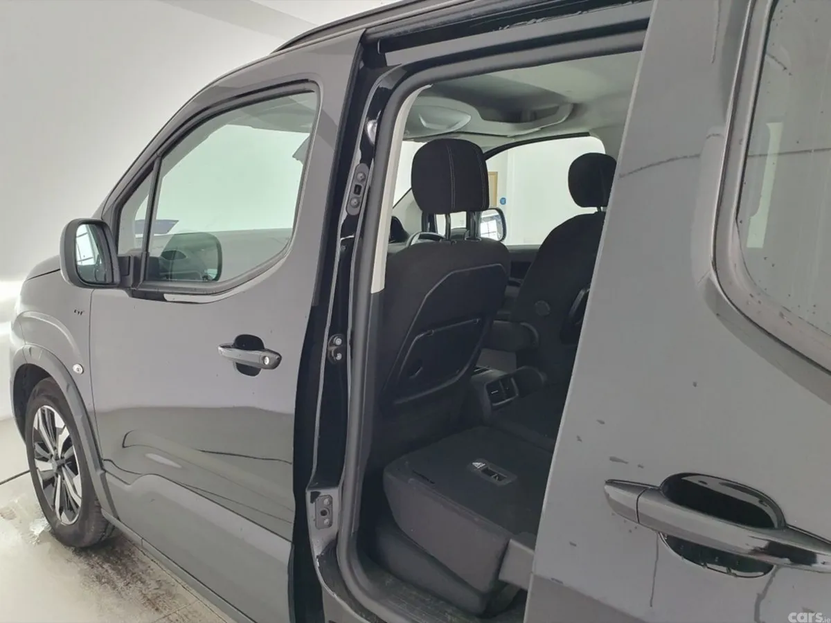 Peugeot Rifter MPV, Electric, 2025, Black
