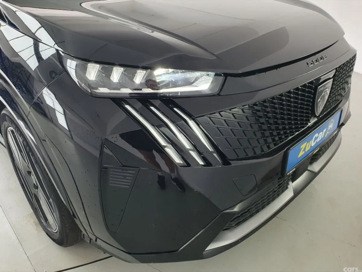 Peugeot 5008 SUV, Electric, 2025, Black