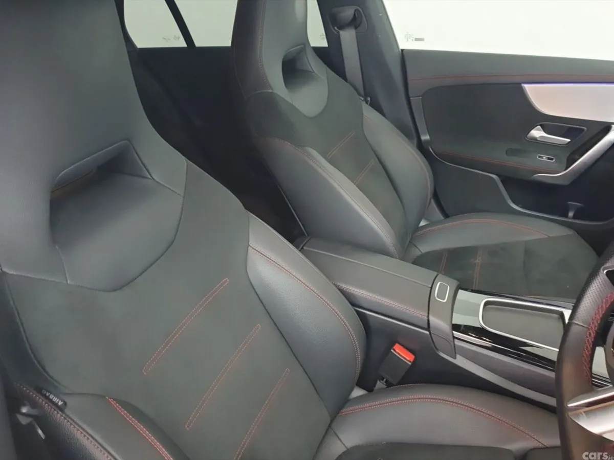 Mercedes-Benz CLA Estate, Petrol Plug-in Hybrid, 2025, Black