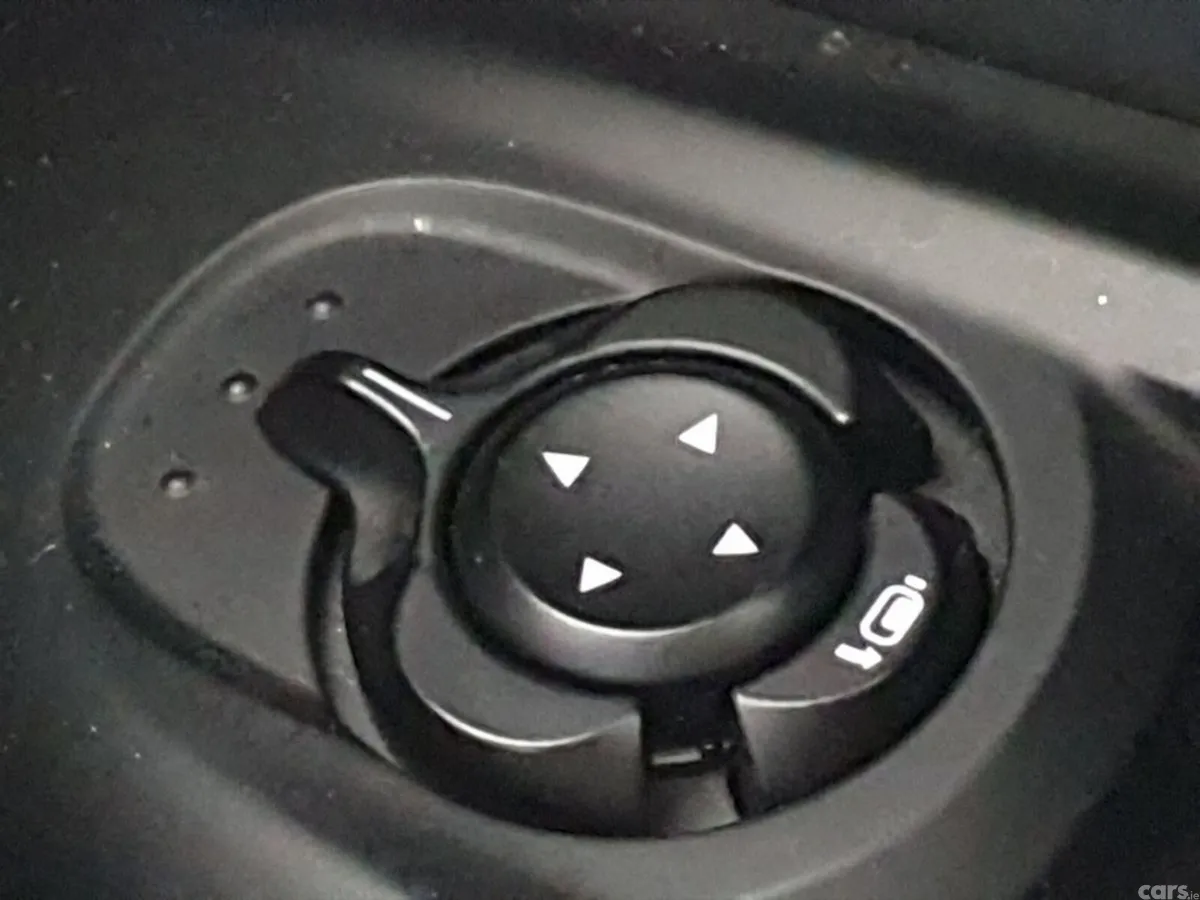 Alfa Romeo Tonale MPV, Petrol Plug-in Hybrid, 2023, Red