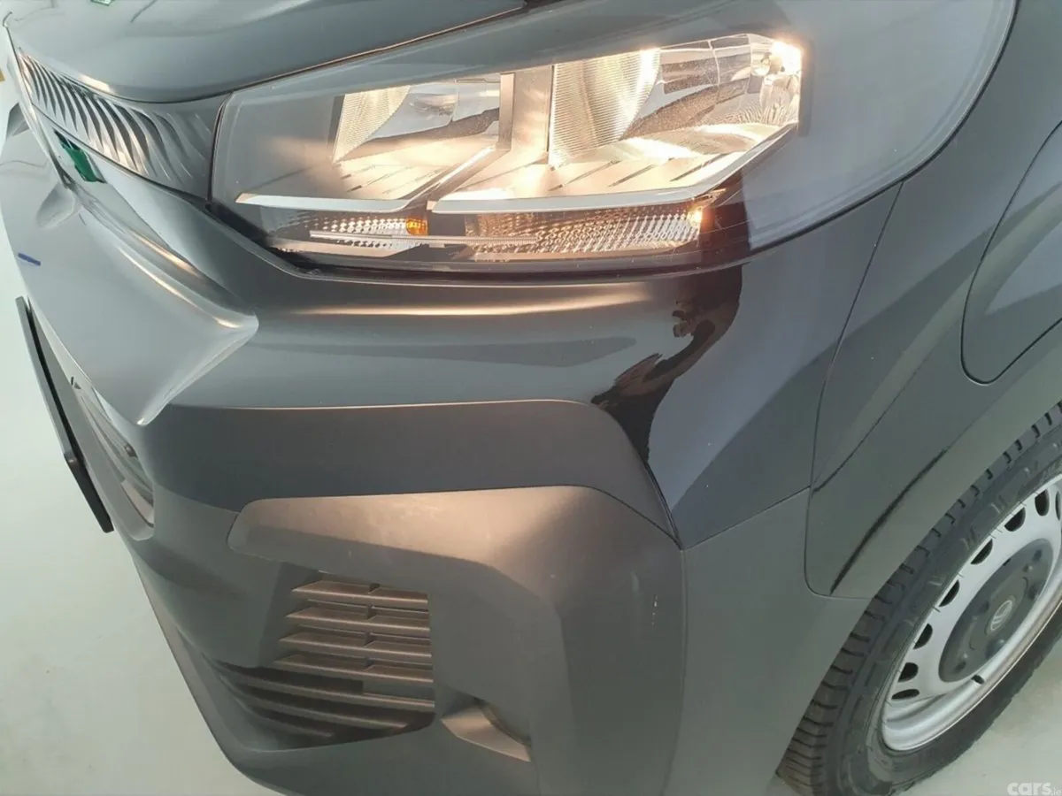 Citroen Spacetourer MPV, Electric, 2024, Black