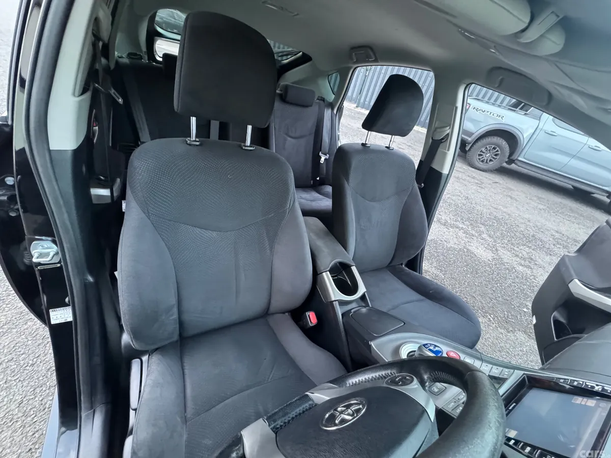 Toyota Prius Hatchback, Petrol Hybrid, 2015, Black