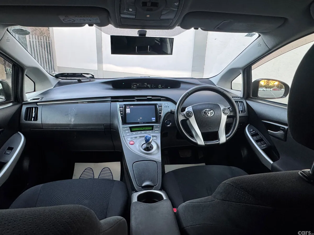 Toyota Prius Hatchback, Petrol Hybrid, 2015, Black