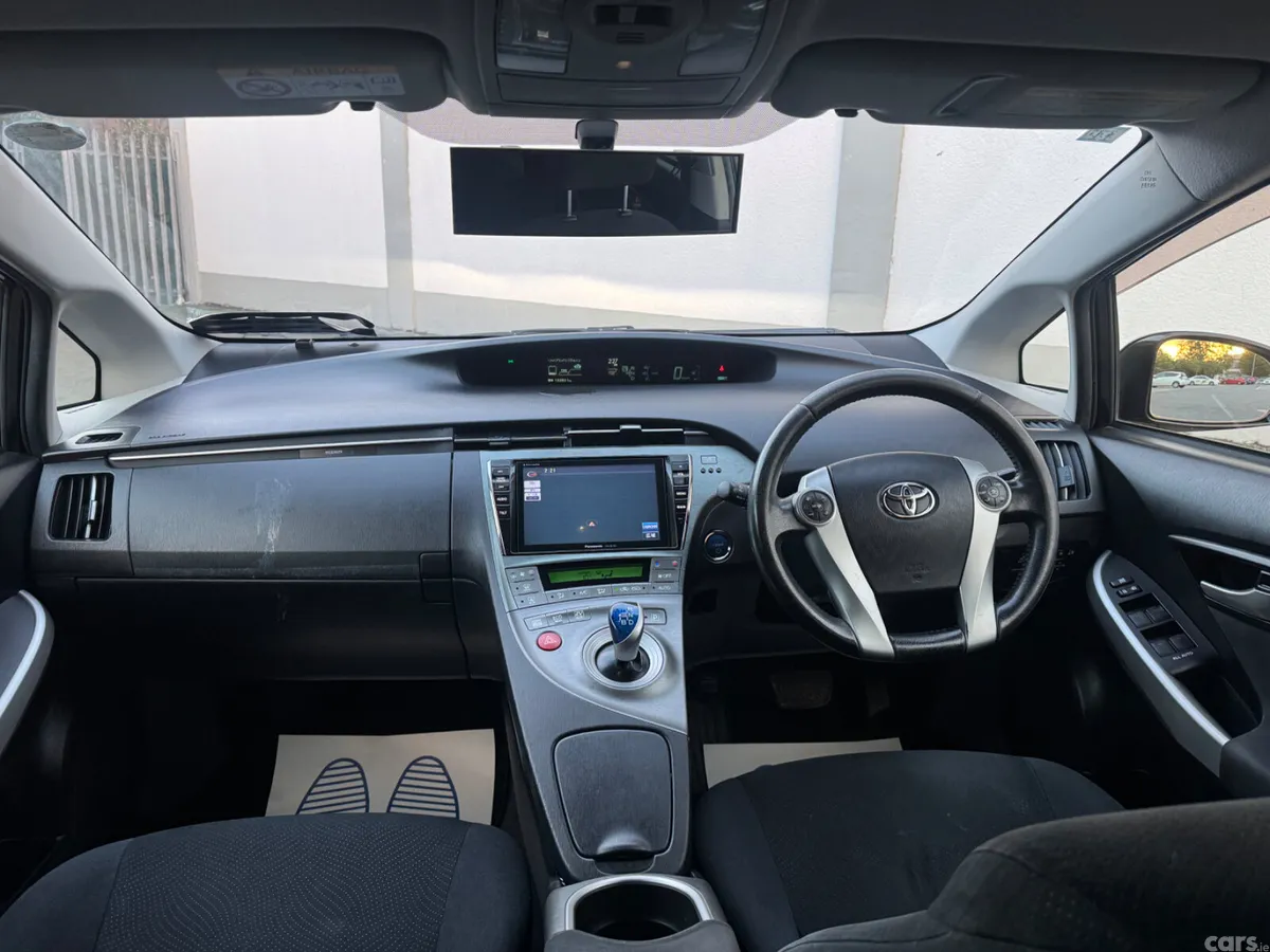 Toyota Prius Hatchback, Petrol Hybrid, 2015, Black